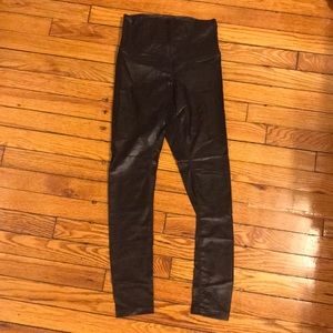 DYI High Shine Signature Leggings - Black